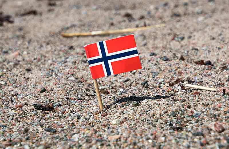 Norges flagga i sand